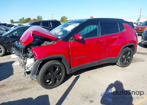 2018 Jeep Compass Altitude z USA, uszkodzony, nr VIN 3C4NJCBB0JT304954